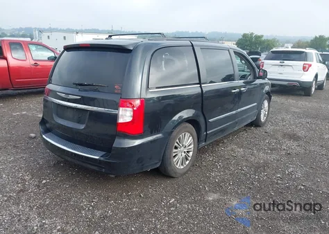 2015 Chrysler Town & Country Touring-L z USA, uszkodzony, nr VIN 2C4RC1CG0FR577736